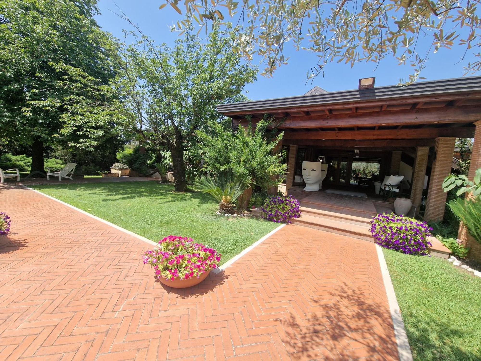 B&B Villa Sbaraglia Alatri Kültér fotó
